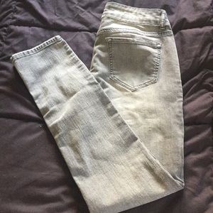 Gray skinny jeans